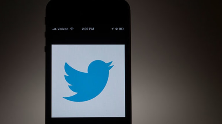 Don't Buy the Hype, Twitter Isn't Dead Yet; AT&T, Verizon Prove Their Worth