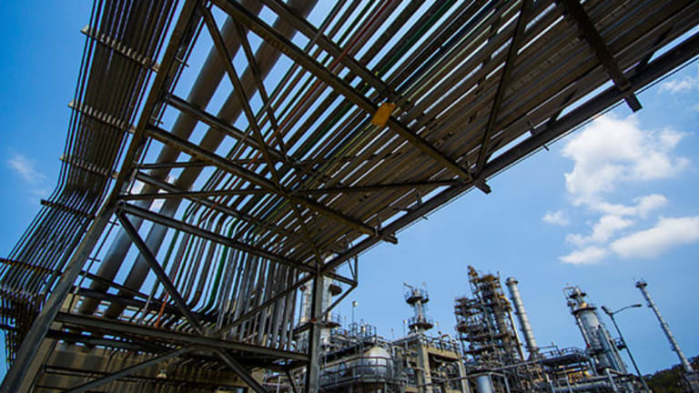 Devon Energy (DVN) Stock Higher as Oil Prices Reverse Losses