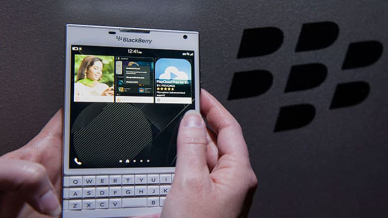 After an Massive 60% Move, BlackBerry's Risk-Reward Has Shifted -- Jim Cramer Explains the Trade