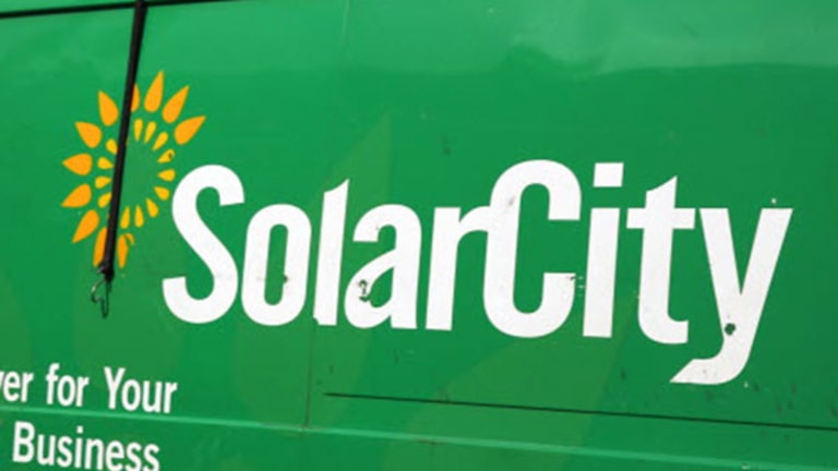 SolarCity (SCTY) Stock Down, JPMorgan Downgrades on 'Elevated' Risk