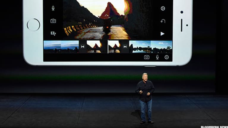 Apple May Have Completely Flipped Its Business Model Upside Down -- Here's Why That's a Good Thing