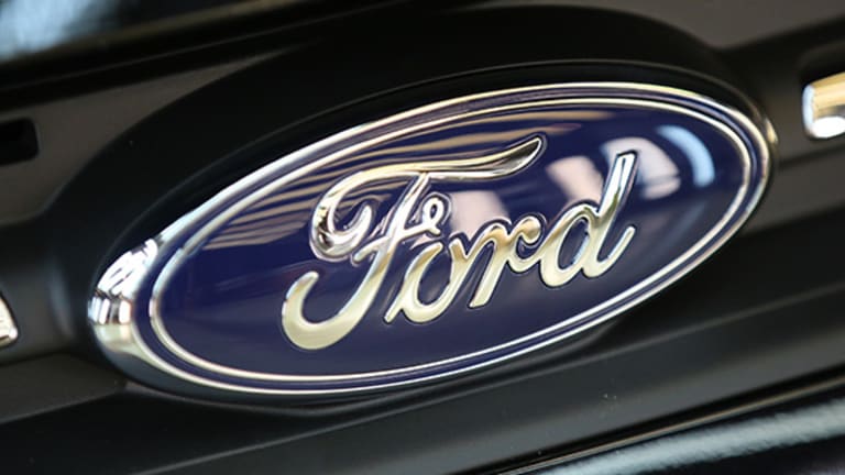 Three Factors Negatively Impacting Ford (F), Despite Q3 Earnings Beat