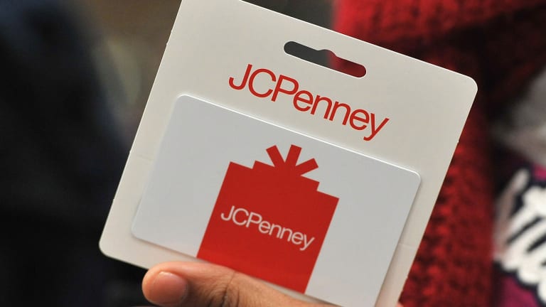 J.C. Penney Follows Macy's, Kohl's With Disappointing Holiday Sales