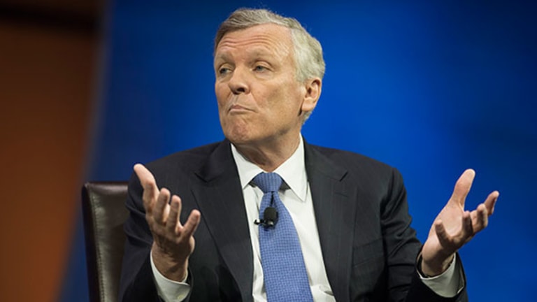 Here's Why One Cable Exec Doesn't Want You Sharing Your Netflix Password