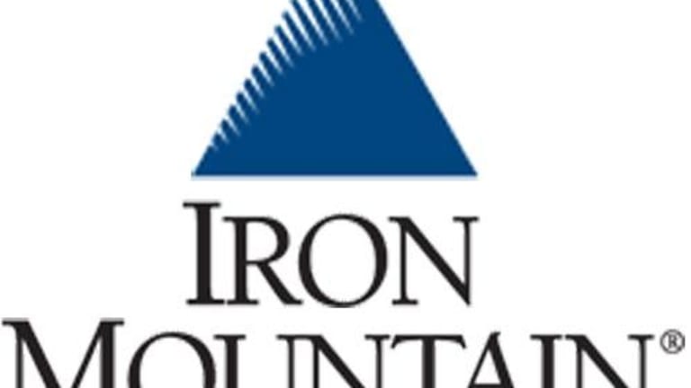 Climb on Iron Mountain for Its Strong Dividend