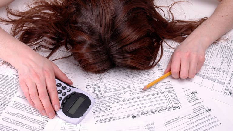 Consumers Who File Taxes Late Face Penalties and Interest