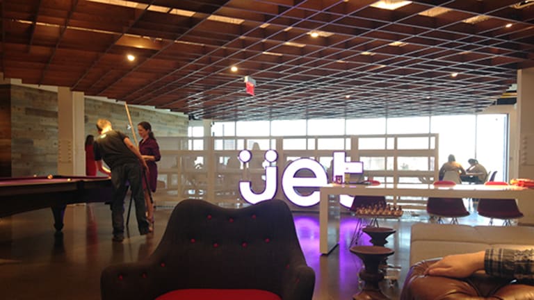 Should Amazon Be Worried About Upstart Retailer Jet.com?