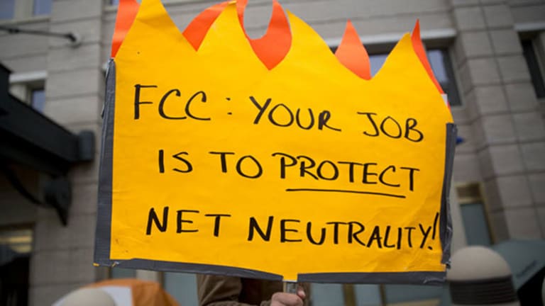 FCC Adopts Net Neutrality Rules to Prohibit Paid Fast Lanes