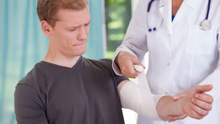Should You Head to the ER or Urgent Care for Your Minor Ailment?