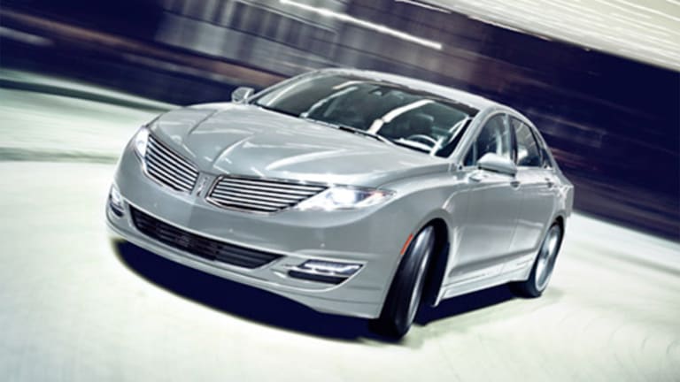 Lincoln's 2017 MKZ Sedan Accelerates the Brand's Revival