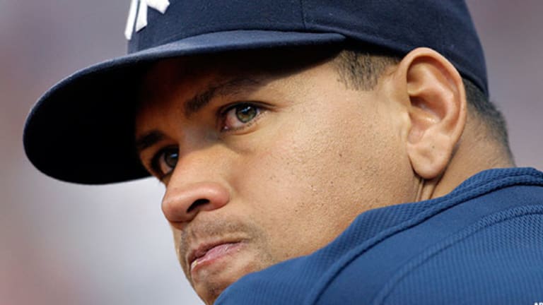 Why Alex Rodriguez Is Investing in Billionaires Warren Buffett and Jeff Bezos