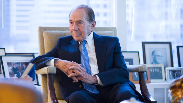 Former AIG CEO Greenberg Can Pursue Defamation Suit Against Spitzer