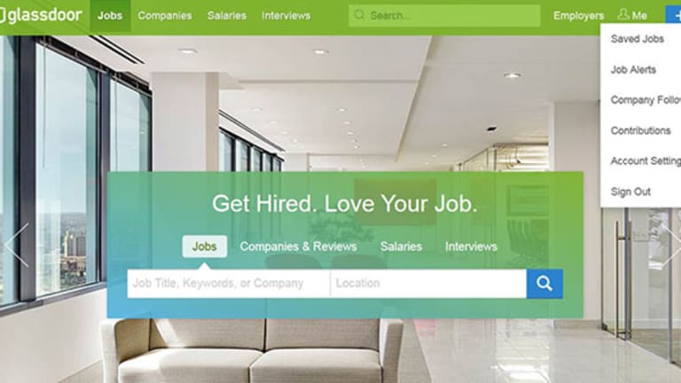 Tips from Online Job Sites to Help the Unemployed Get Back to Work