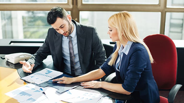 Strong Employer Demand Should Empower Women to Ask for Equal Pay