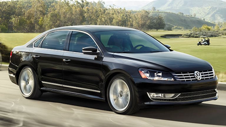 Volkswagen's 2016 Passat Is a Peppy High-Tech Performer