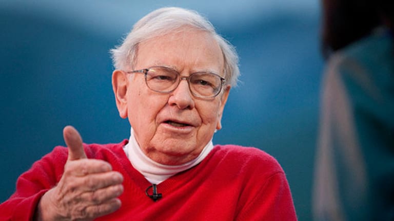 4 Rising Cyclical Stocks That a Young Warren Buffett Would Buy Today