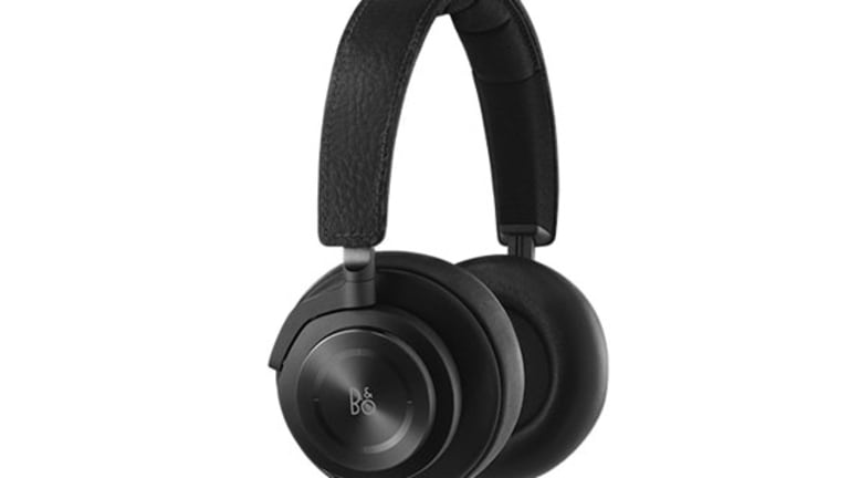 Bang & Olufsen New H7 Headphones Are a Dream for Any Music Fan