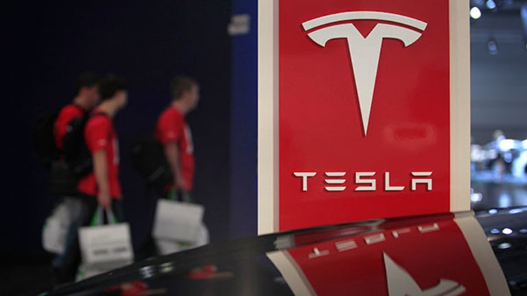Why Tesla’s New Energy Battery Won't Replace Your Local Utility
