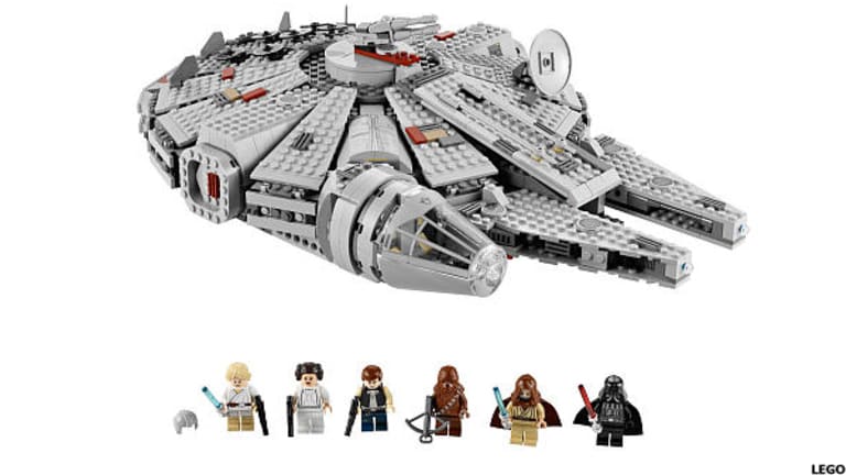 3 New Star Wars Toys That Are Flying Off Shelves