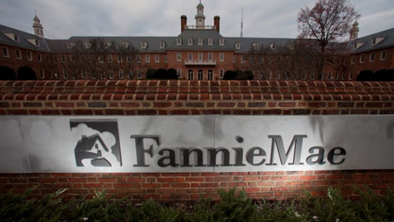 Fannie, Freddie Retreat After Historic Gains