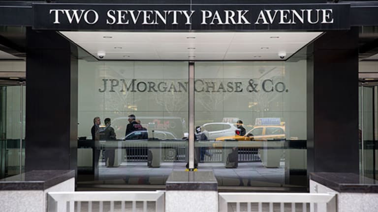 JPMorgan Chase Posts Unexpected Loss, $7.2B in Legal Expenses