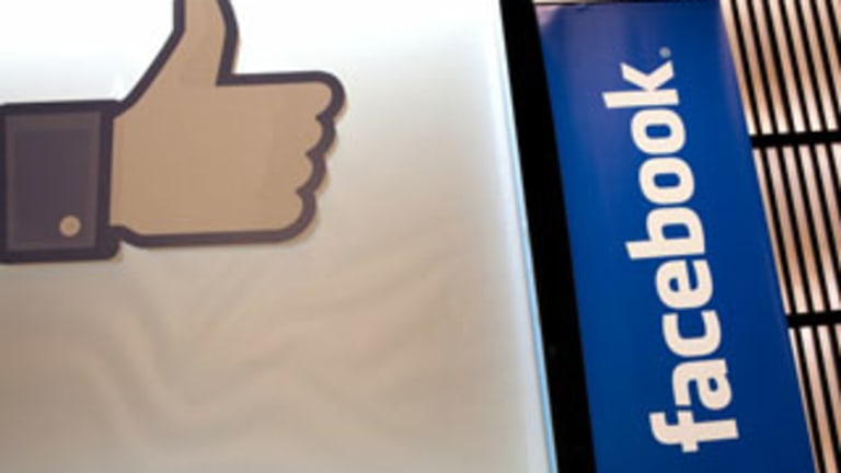 Facebook Loses Gains as Teens Flee