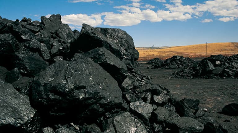 Investors Signal Now's the Time to Buy Coal