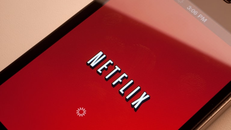 Media Darling Netflix to Crush $300 ... Again