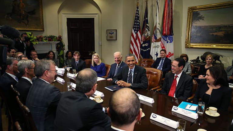 Tech Heads Confront White House 'Data Surveyors'