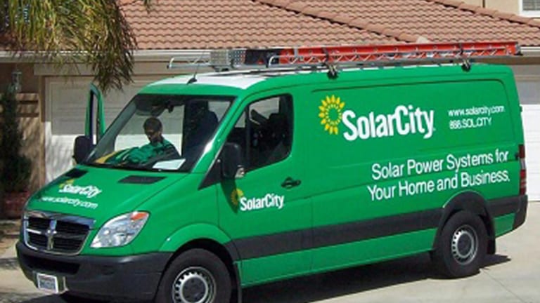 SolarCity Gets Charge From Tesla Gigafactory