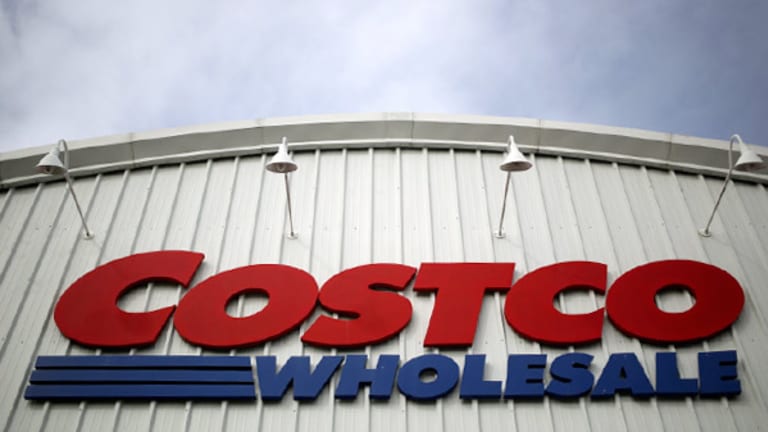Why Costco's Migration from Amex to Visa Is a Big Blow to Wal-Mart