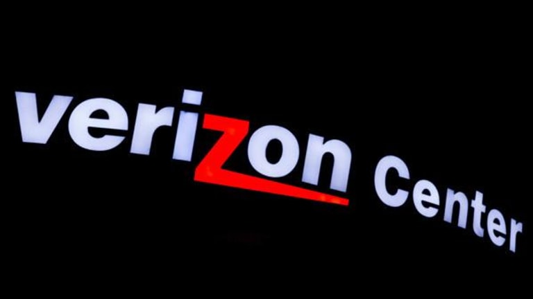 Disappointing Quarterly Reports From Verizon Pull Down Telecommunications Sector
