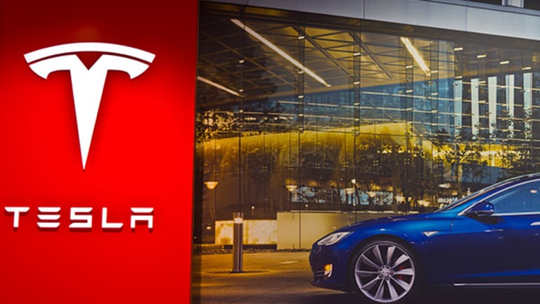 Tesla Model S Tops Consumer Reports Ratings with Standard Automatic Braking