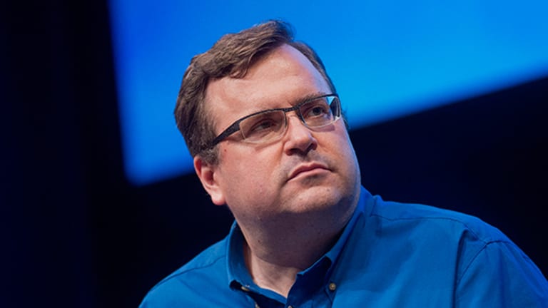 'Artificial Intelligence Will Have Positive, Dynamic Effects,' LinkedIn's (LNKD) Hoffman Says