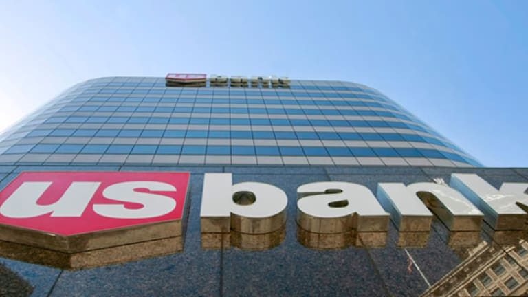 U.S. Bancorp (USB) Stock Jumps Ahead of Q1 Results