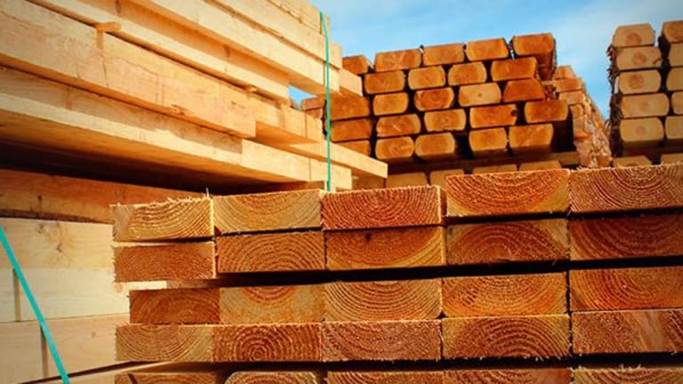 U.S., Canada Unlikely to Resolve Lumber Dispute by August