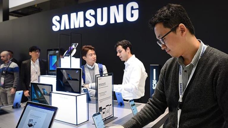 Samsung Closes At Record High After Strong First-Quarter Earnings