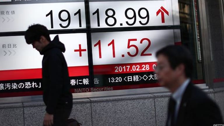 Japanese Stocks Shrug Off North Korea Concerns to Soar to 2 Year High