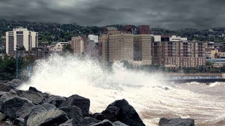Climate change is driving rapid shifts between high and low water levels