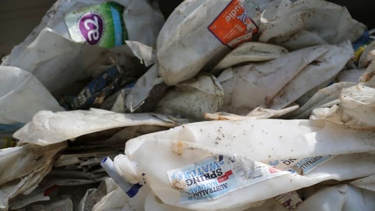 Wealthy nations seek plastic waste solutions at home