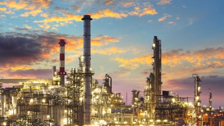 How the arms trade is used to secure access to oil