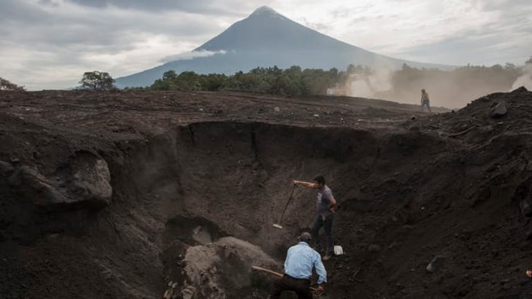 After volcano eruption, Guatemalans lead their own disaster recovery