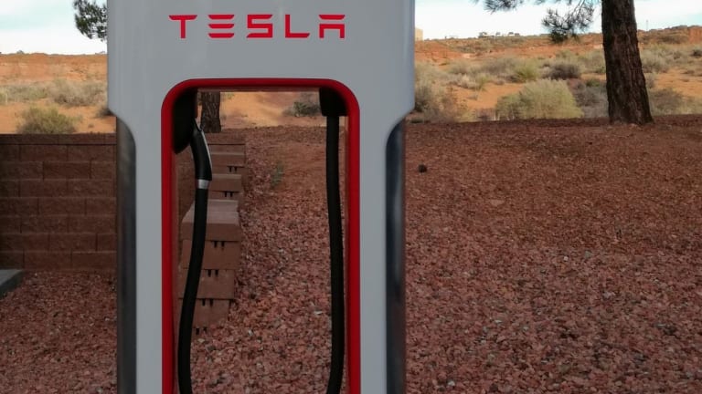 Morgan Stanley Has Had Enough, Slashes Tesla Price Target To $291 From $376