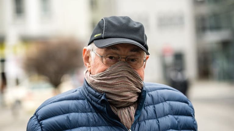 Why wear face masks in public? Here’s what the research shows