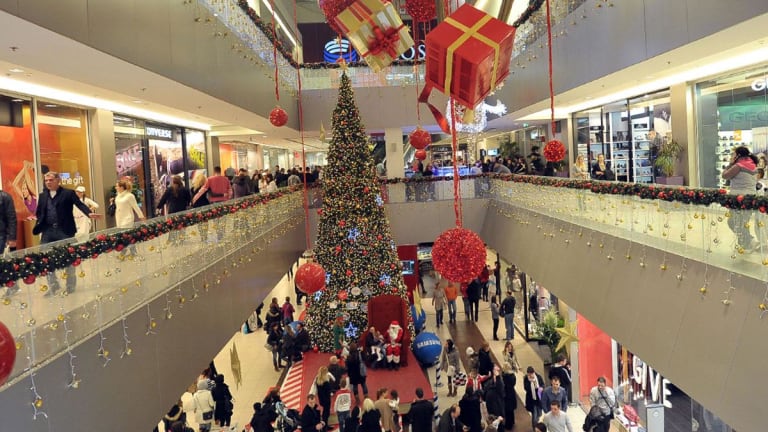 Happier Holidays: How to Keep a Lid on Your Spending