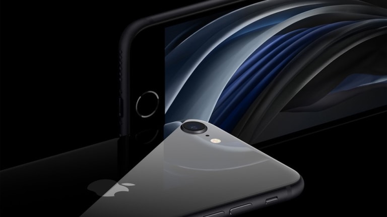 Smartphones: Apple Beats Samsung, But Does It Matter?