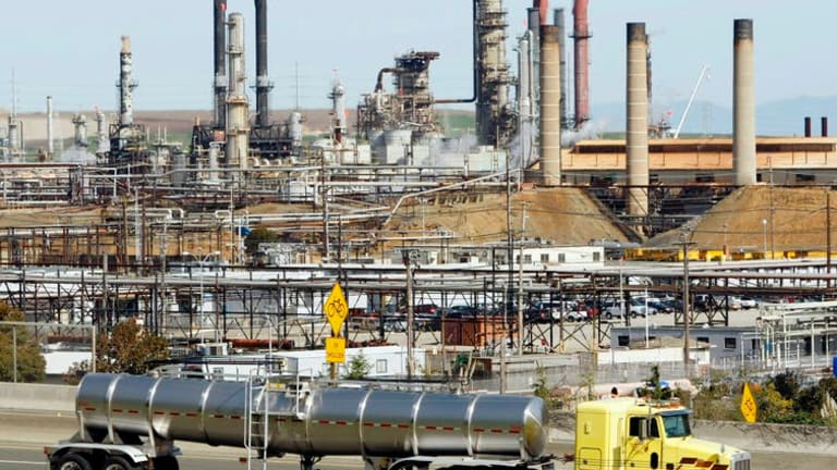 Oil companies are going all-in on petrochemicals – and green chemistry needs help to compete