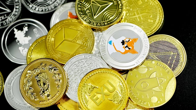 Bitcoin Dominance Wanes As Altcoins Pick Up Steam