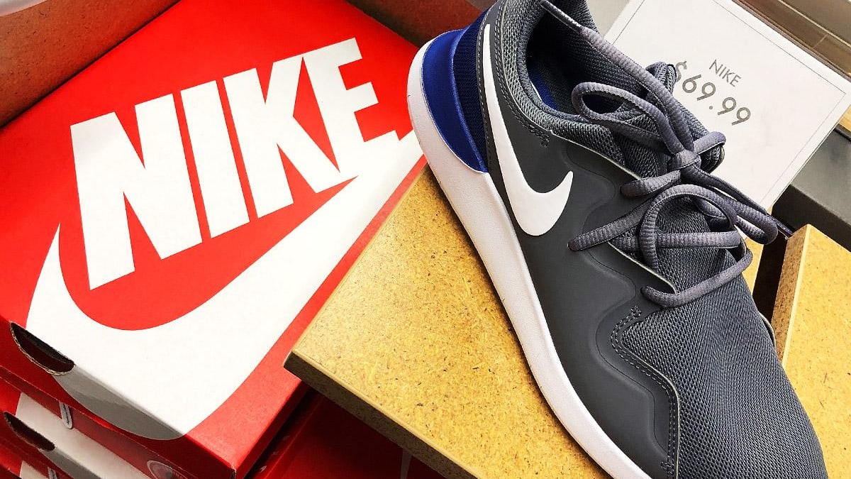 nike stock going down