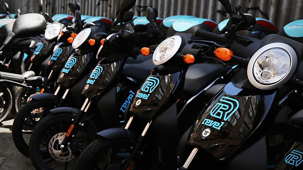 Riders mourn as Revel ends moped sharing program in NYC